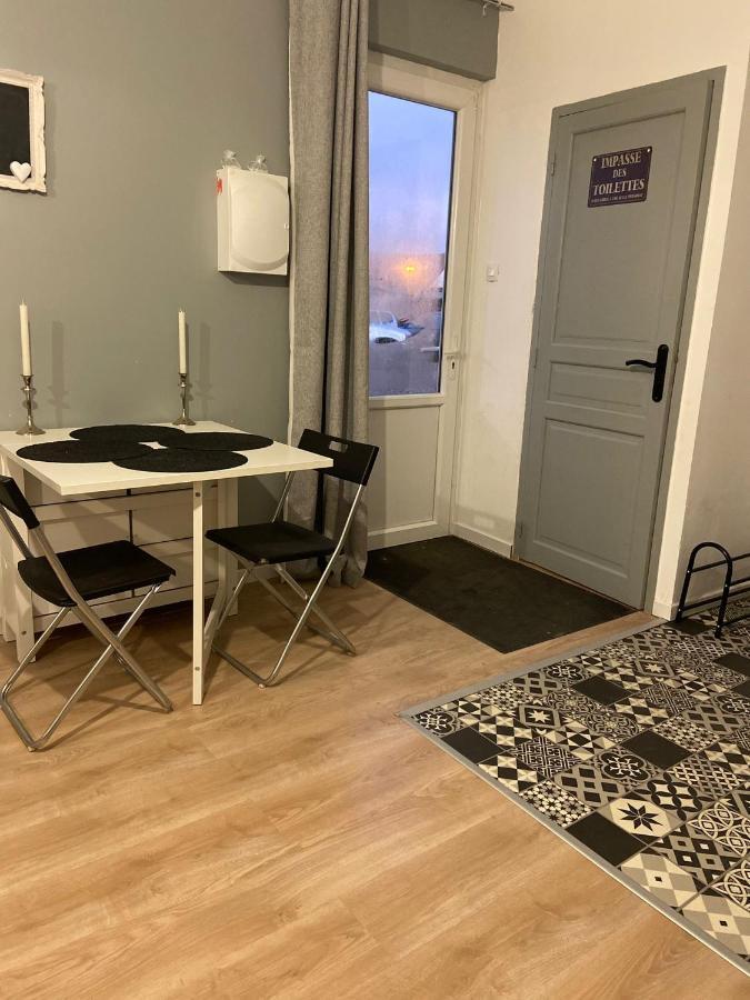 Ferme Des P'Tits Loups Villa Soindres Exteriör bild