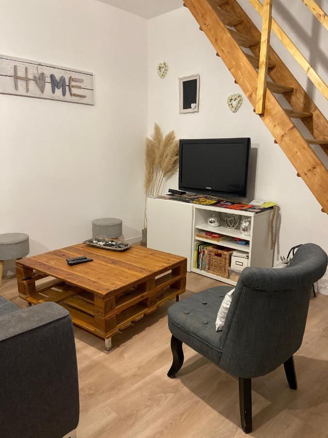 Ferme Des P'Tits Loups Villa Soindres Exteriör bild