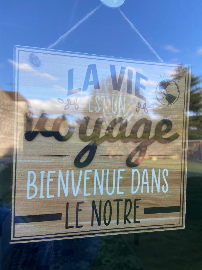 Ferme Des P'Tits Loups Villa Soindres Exteriör bild